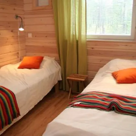 Holiday Yllas Eeli B 1 *